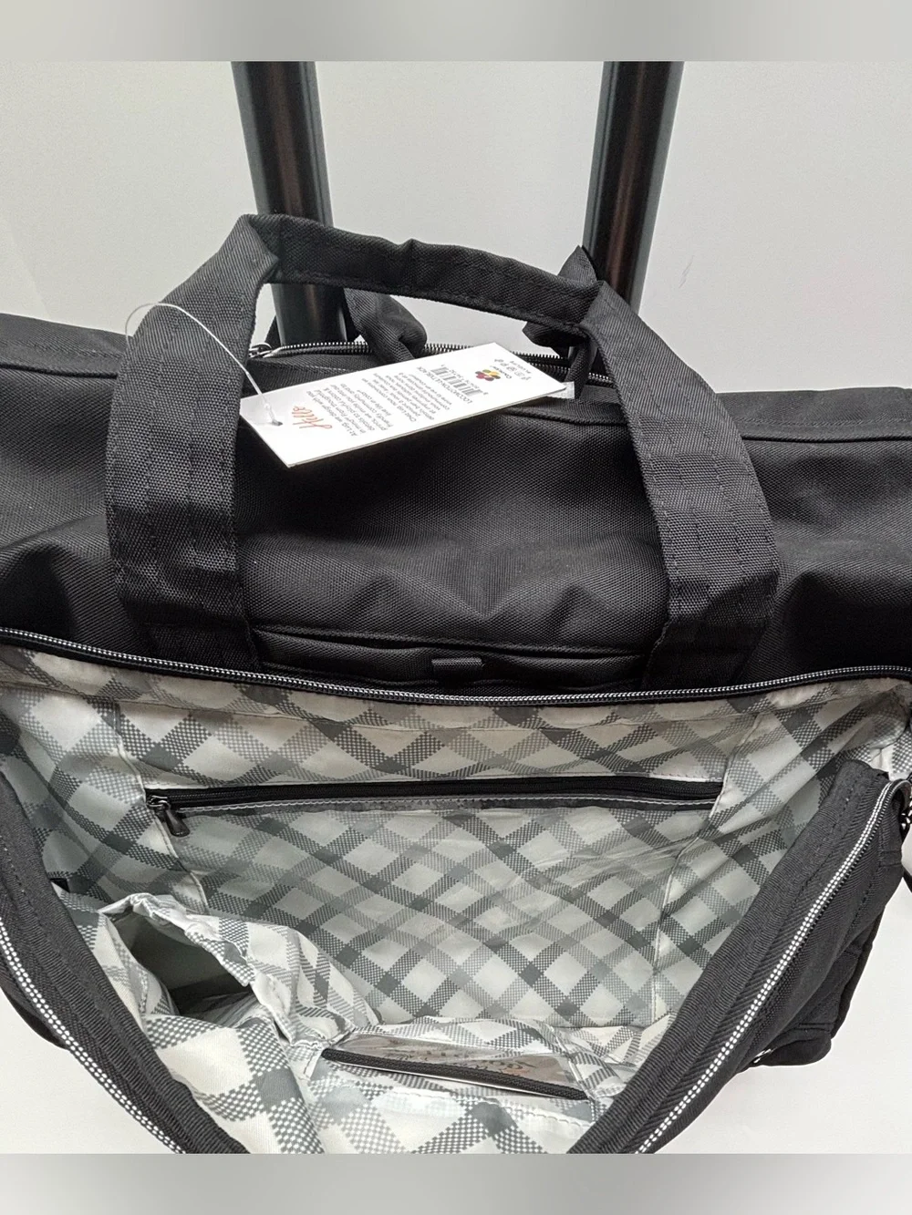 NWT Lug BLACK LOCOMOTION Ultra X RFID Rolling Travel Bag w/ Retractable Handle